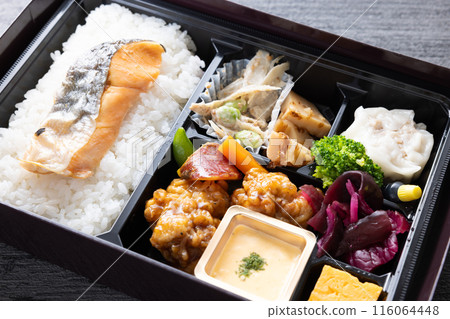 美味的烤鮭魚幕之內便當 116064448