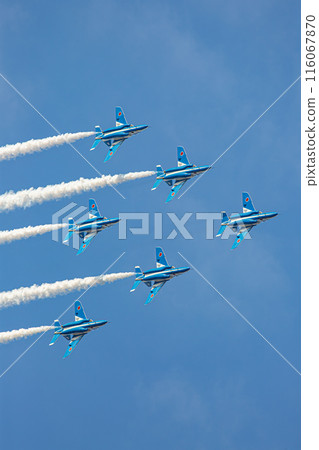 Blue impulse flying in the sky 116067870
