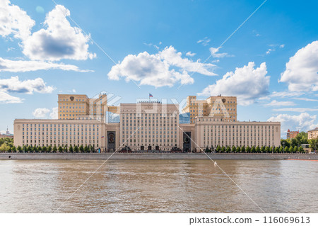 View of the Ministry of Defence of Russian Federation, and Moscow river embakmen View of the Ministry of Defence of Russian Federation, and Moscow river embakmen 116069613