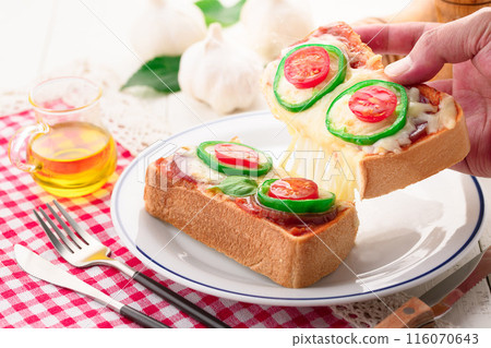 Pizza toast Pizza toast 116070643