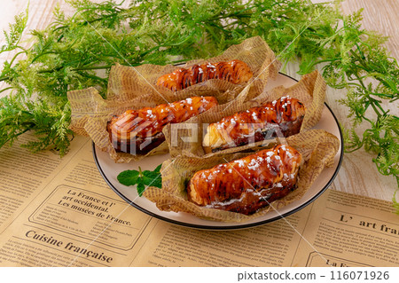 Sweet potato brulee, sweets, dessert Sweet potato brulee, sweets, dessert 116071926