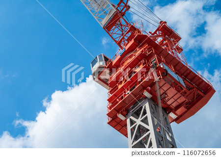 Blue sky and tower crane 116072656