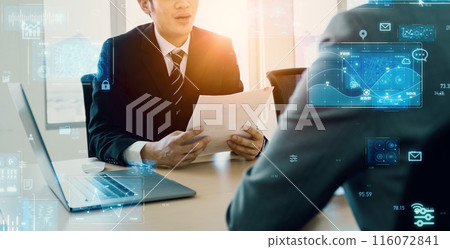 開會的商務人士和數位技術 DX 開會的商務人士和數位技術 DX 116072841