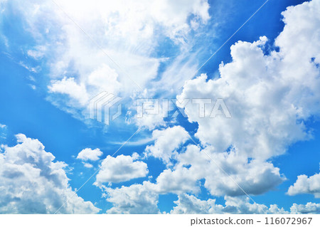夏天藍天和雲彩 夏天藍天和雲彩 116072967