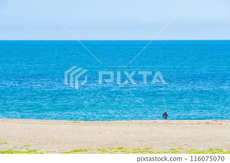 Beach 116075070