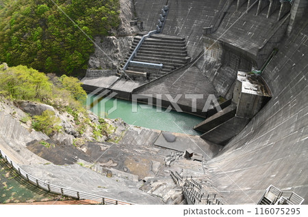 Full-water Lake Kinshu 116075295
