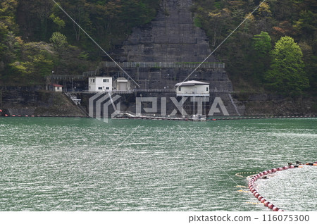Full-water Lake Kinshu 116075300