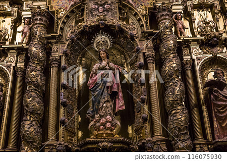 interiors of Seville cathedral, Seville, Andalusia, spain interiors of Seville cathedral, Seville, Andalusia, spain 116075930