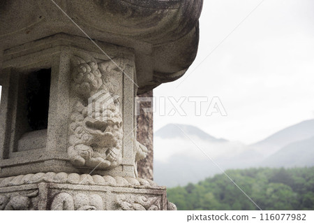 Shrine stone lantern Shrine stone lantern 116077982