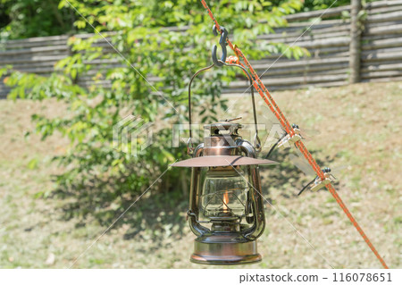 [Hurricane lantern for solo camping at an auto campsite] 116078651