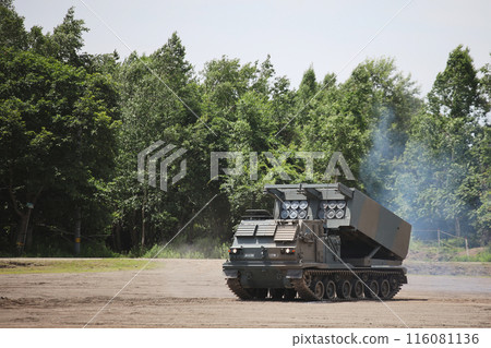 多管火箭系統 M270 MLRS 多管火箭系統 M270 MLRS 116081136