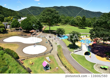 Kanagawa Prefectural Aikawa Park's Children's Square and Community Square 116082560