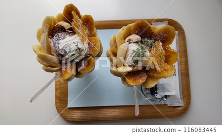 Banana parfait Banana parfait 116083445