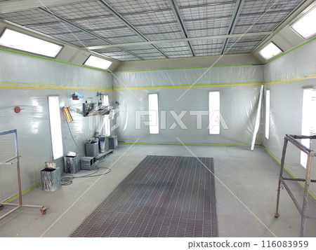 Automobile body repair and painting booth 02 116083959