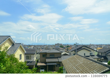 從JR東日本越後線越後赤塚站到新潟站的車窗看到的景色（2022年夏季） 116084773