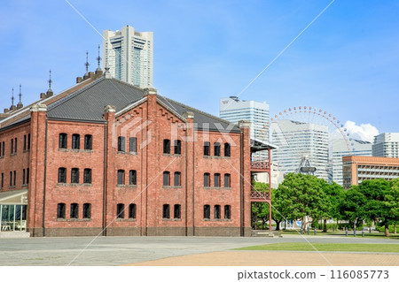 橫濱市、紅磚倉庫和港未來城市景觀 橫濱市、紅磚倉庫和港未來城市景觀 116085773