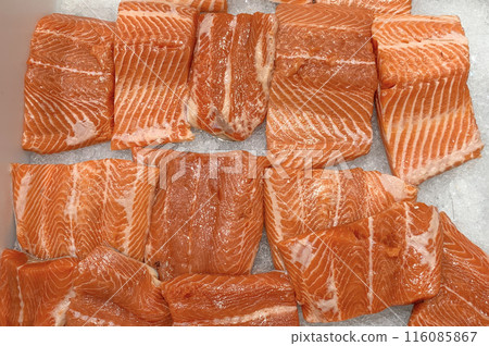 Top view of fresh salmon fillet display for selling in wet market Top view of fresh salmon fillet display for selling in wet market 116085867