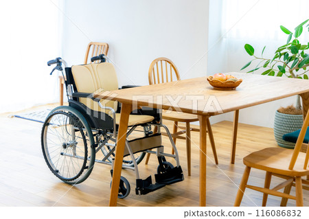 帶輪椅的房間 116086832