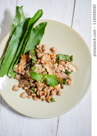 Spicy minced pork salad (Larb Moo) Spicy minced pork salad (Larb Moo) 116088080