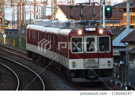 [E] 近鐵名古屋線1000系列列車（停靠站：近鐵名古屋⇔伊勢中川） 116088247