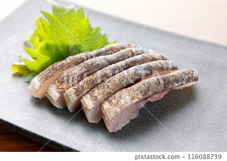 美味的烤生魚片 美味的烤生魚片 116088739