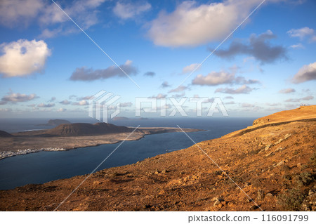 North of Lanzarote and La Graciosa, Spain 116091799