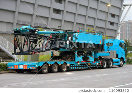 Trailer (medium-low bed) for transporting pile drivers Trailer (medium-low bed) for transporting pile drivers 116093820