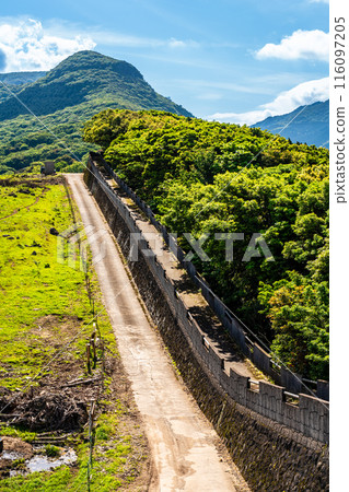 Azuma, a village of fresh green pastures [Unzen City, Nagasaki Prefecture] 116097205