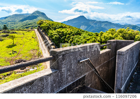 Azuma, a village of fresh green pastures [Unzen City, Nagasaki Prefecture] 116097206