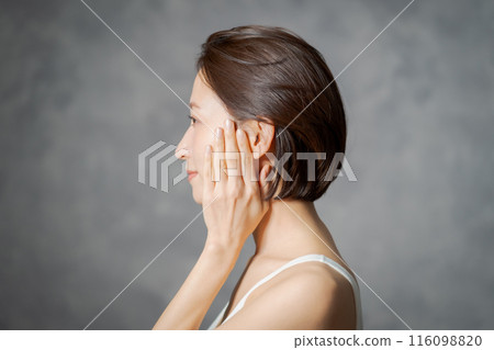 美容 女生 女孩 116098820