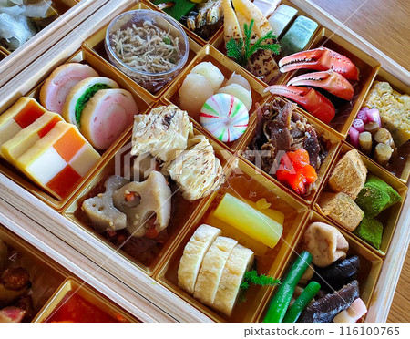 色彩繽紛的年菜 116100765