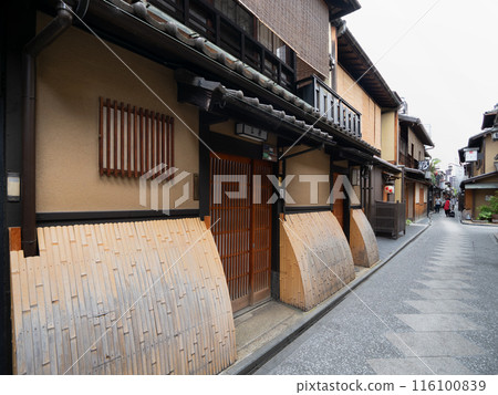 Streets of Pontocho, Kyoto Prefecture Streets of Pontocho, Kyoto Prefecture 116100839