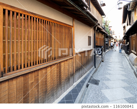 Streets of Pontocho, Kyoto Prefecture Streets of Pontocho, Kyoto Prefecture 116100841