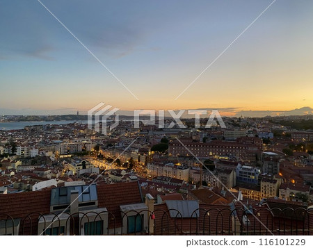 里斯本 Seño do Monte 天文台的日落 里斯本 Seño do Monte 天文台的日落 116101229