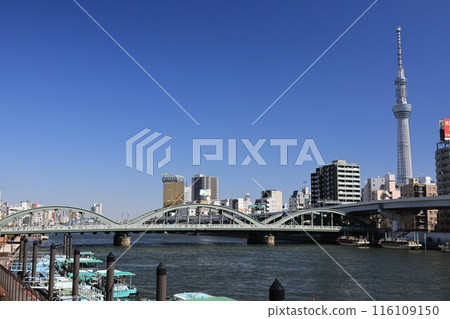 Scenery of Umabashi Bridge over the Sumida River Scenery of Umabashi Bridge over the Sumida River 116109150