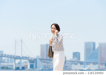 Business city woman smartphone Business city woman smartphone 116110493