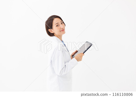 有片劑的一位白夫人 116110806