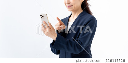 Business, middle-aged, smartphone, woman 116113526