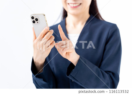 商務中老年智慧型手機在手 116113532