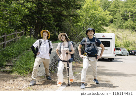 Families enjoying hiking 116114481