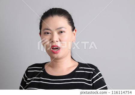 40s Asian Woman 40s Asian Woman 116114754