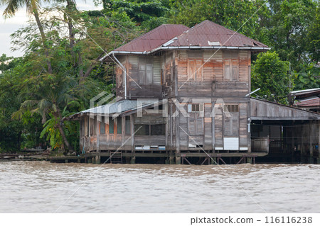 House over water in Bangkok House over water in Bangkok 116116238
