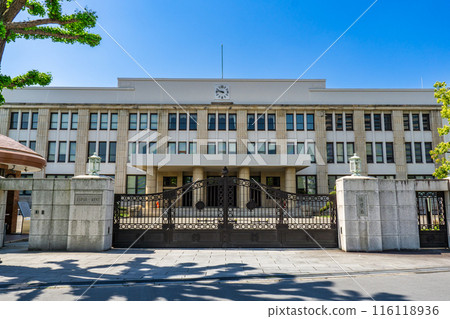 Osaka Kita-ku Tenma Mint Head Office (Osaka Mint Bureau) Main Entrance 116118936
