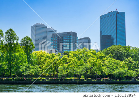 從大阪市中央區白見大阪商務園區（OBP）建築區櫻之宮公園眺望 116118954
