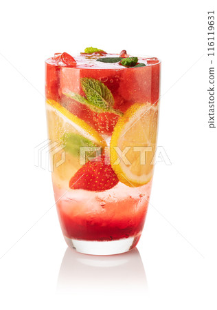 Cold summer strawberry lemonade 116119631