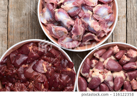 Raw chicken giblets raw poultry meat set Raw chicken giblets raw poultry meat set 116122358