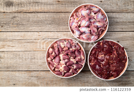Raw chicken giblets raw poultry meat set Raw chicken giblets raw poultry meat set 116122359