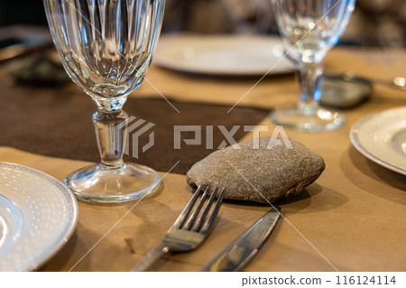 A Rustic Table Setting in Moscow 116124114