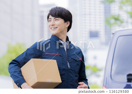 Logistics Delivery driver portrait Logistics Delivery driver portrait 116129380