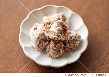 梅干撒上鹽 116130841